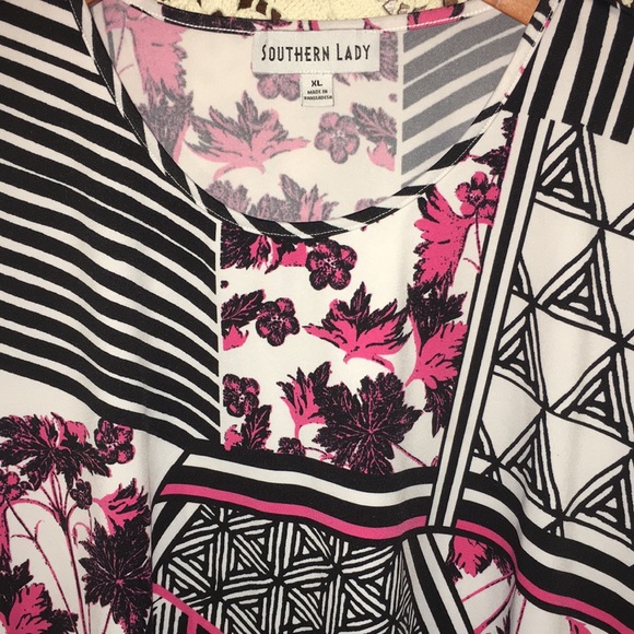 Tunic - Picture 2 of 3